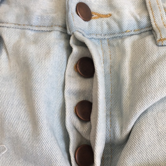 Forever 21. Size 30, light wash denim shorts - Picture 4 of 4